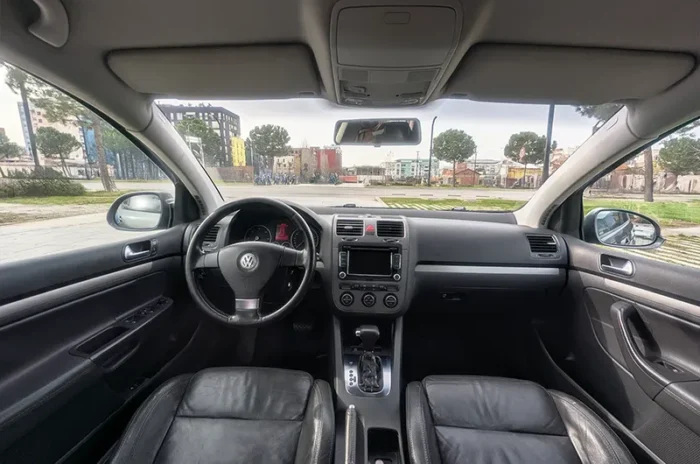 Golf 5 Gri