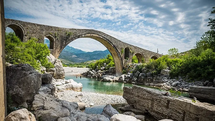 Shkodra - Middle Bridge