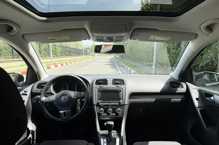 Rent Golf 6 in Tirana Albania