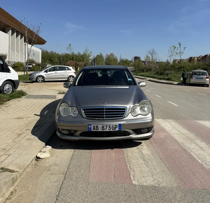 Rent Mercedes C-Class 3.0 Petrol 2007 – Automatic Sedan Rental in Albania