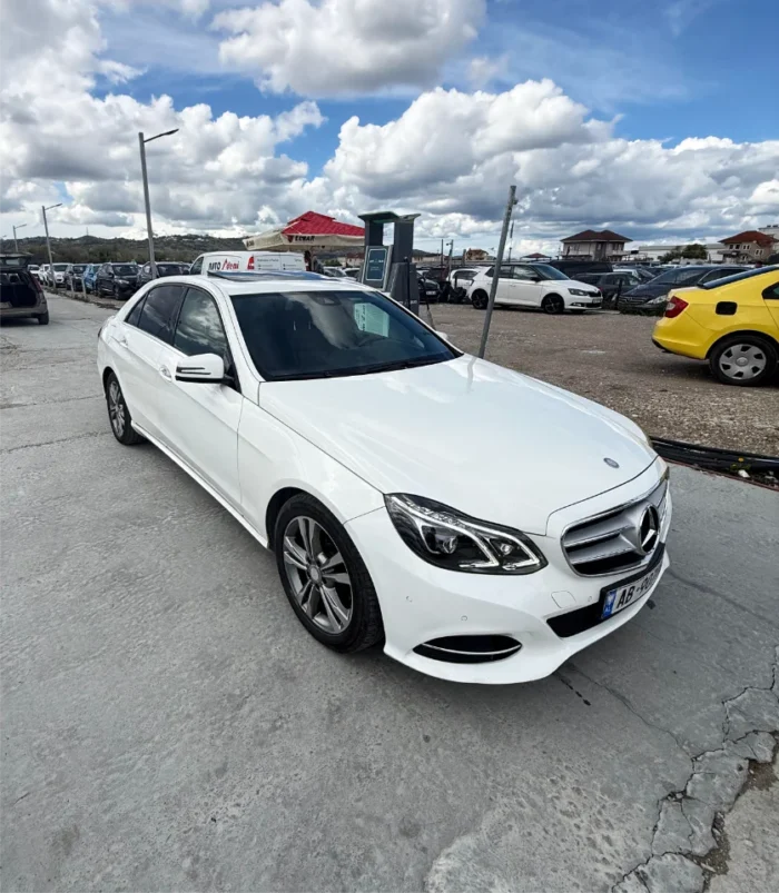 Mercedes E‑Class 2016 2.0 diesel automatic rental car with sunroof and air‑conditioning available in Tirana and at Tirana International Airport Rinas